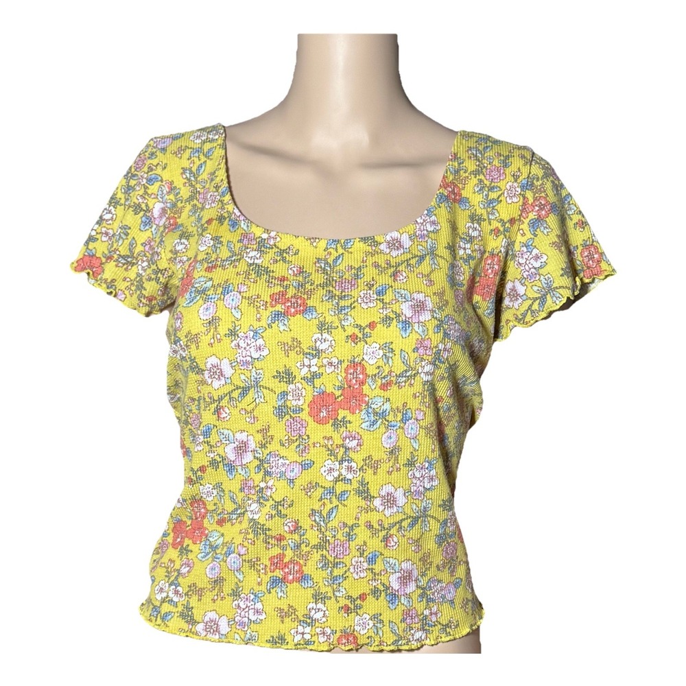 Yellow Floral Ribbed Blouse Lettuce Trim Garden Pattern White Pink Orange Flower